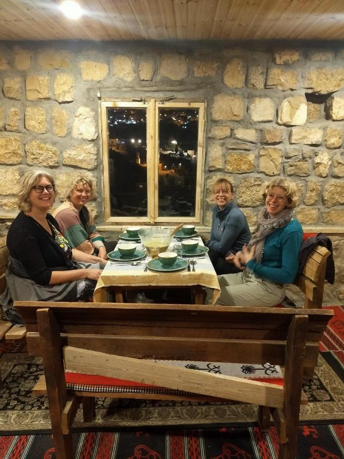 Beit Al Taybeh Hotel Aţ Ţayyibah Eksteriør billede